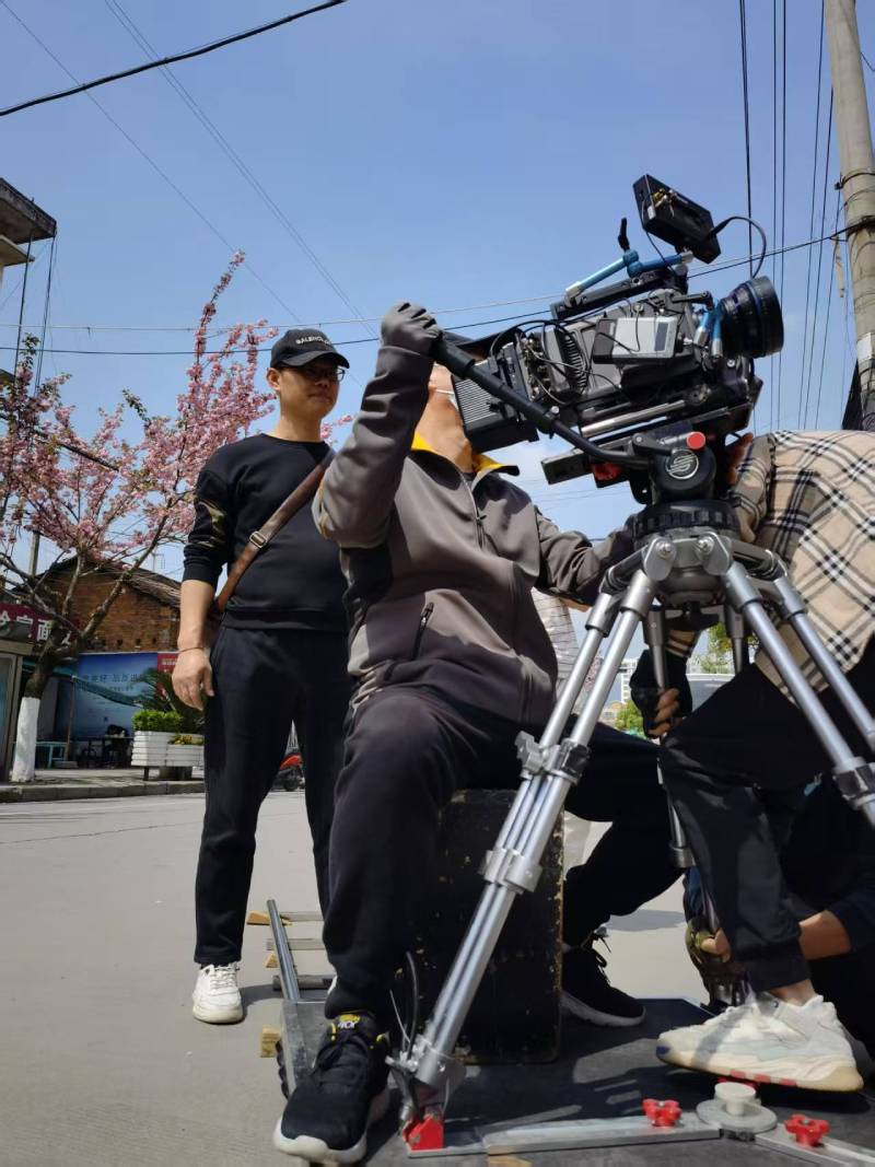 婺城区广告片拍摄：快消品牌爆款之选，网感内容适配社媒传播！